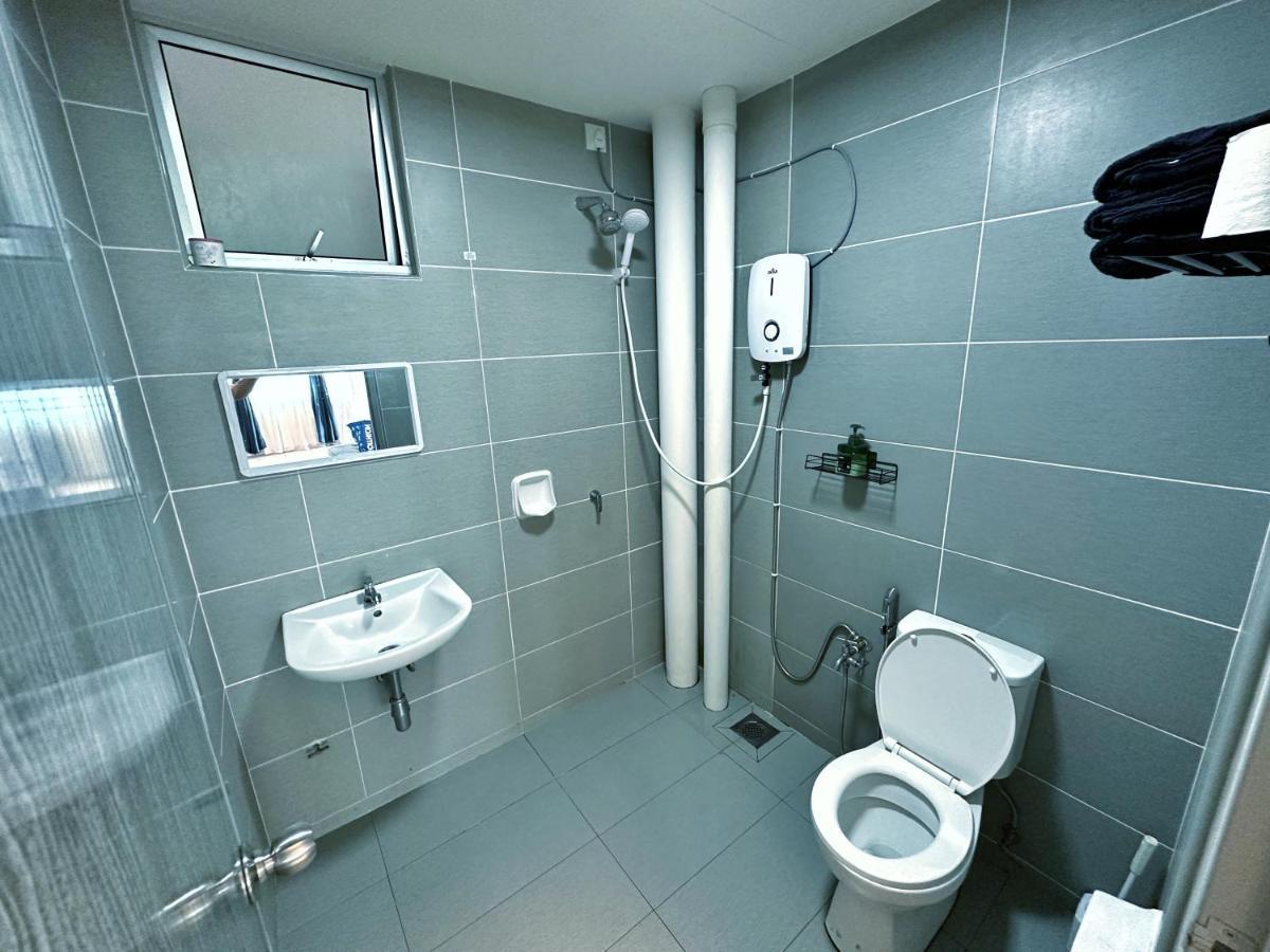 Adelea Meru Apartment